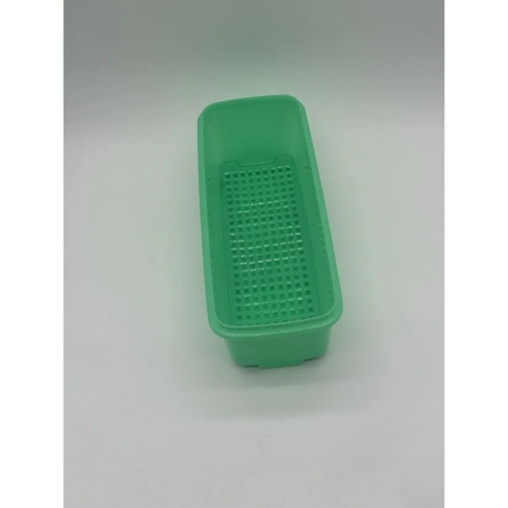 Vintage 2pc Tupperware Jadeite Green Celery Keeper Container 782‎ & Insert.